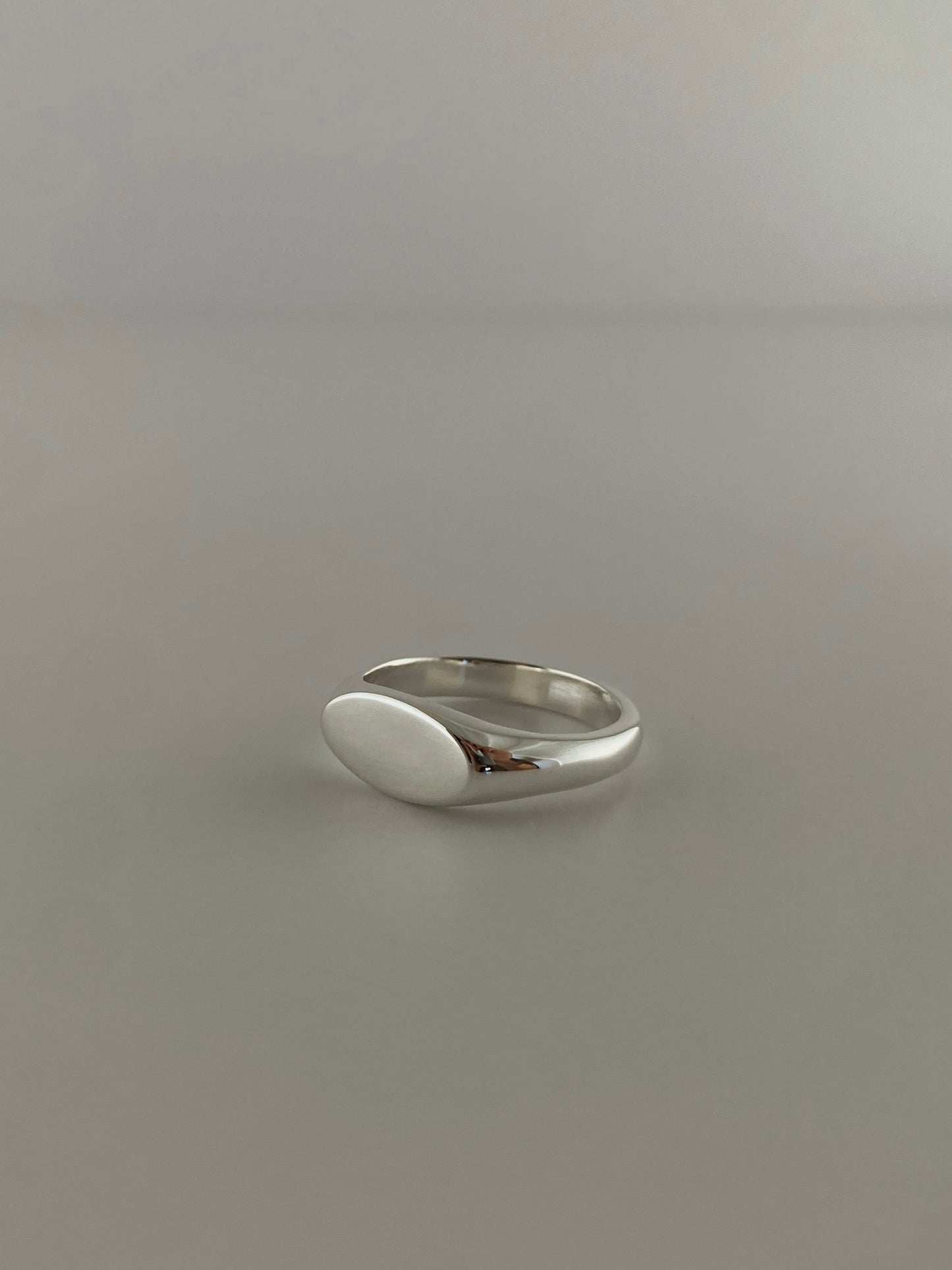 Mini Oval Signet Ring